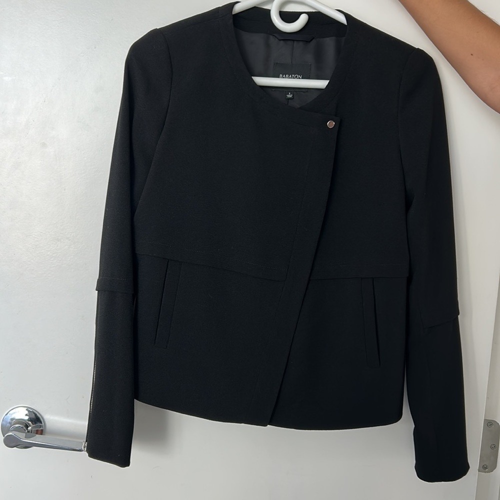Aritzia Babaton Sz 2 Black Crepe Collarless Moto Womens Jacket